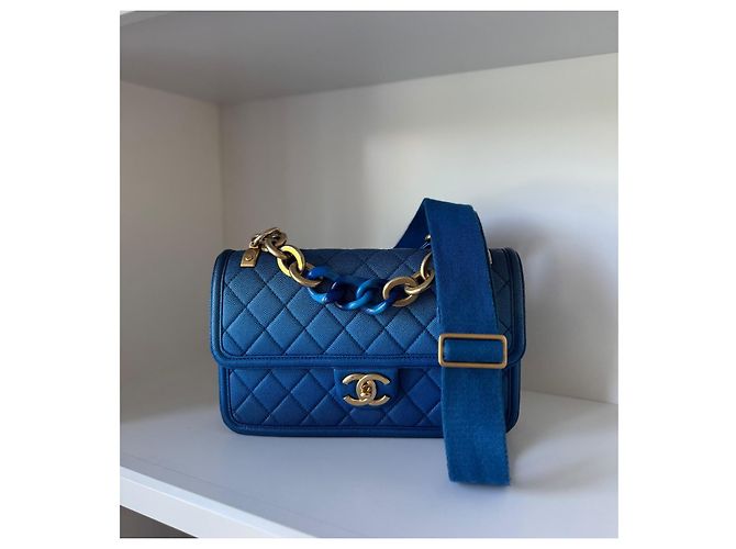 Bolsa Chanel Classic Flap Medium Azul - vista 3