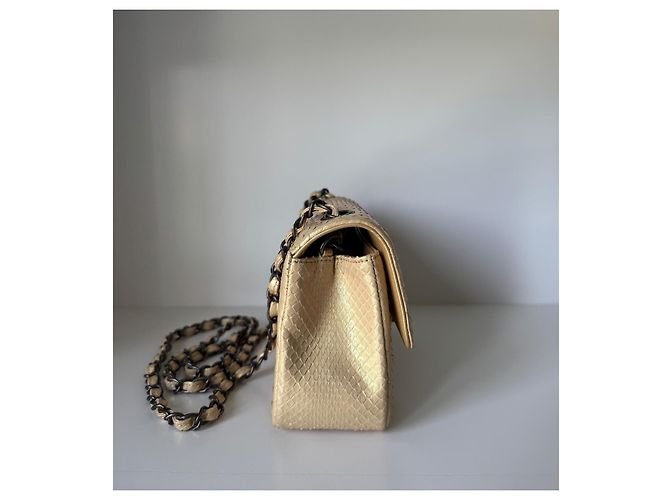Chanel Classic Flap Bag aus Python Beige - Ansicht 2