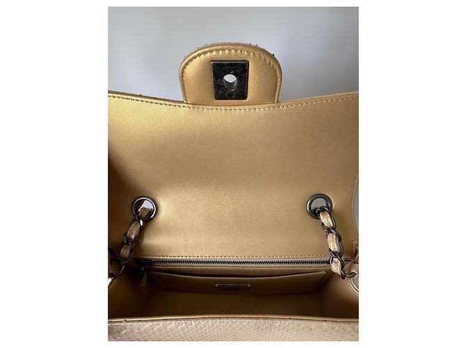 Chanel Classic Flap Bag aus Python Beige - Ansicht 5
