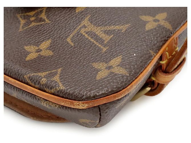 Bolso Louis Vuitton Monogram Pochette Marelle Castaño Monograma - vista 4