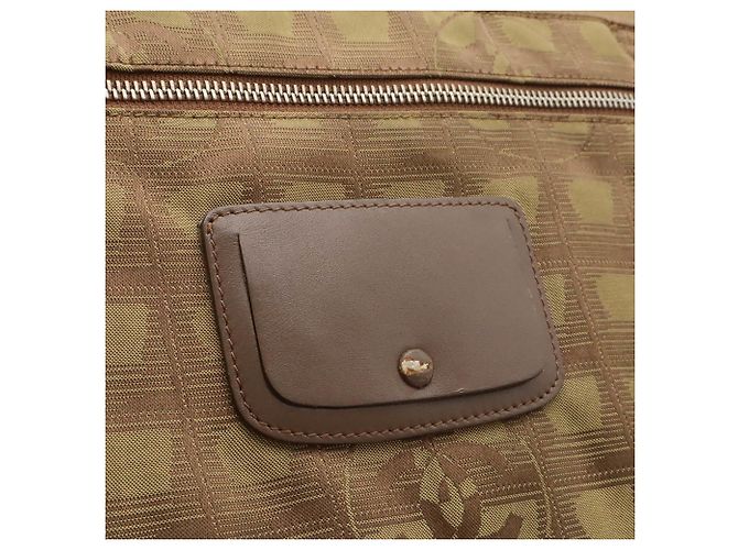 Borsa Boston Chanel in nylon kaki e pelle Cachi - vista 10
