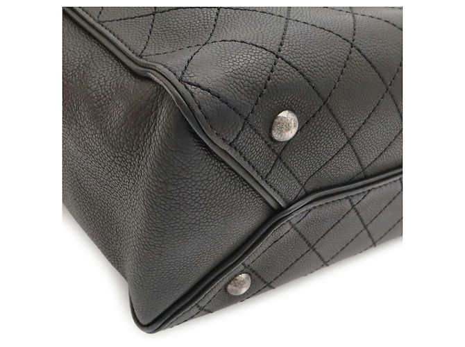 Saco Tote Chanel Matelassé Coco Mark Preto - vista 4