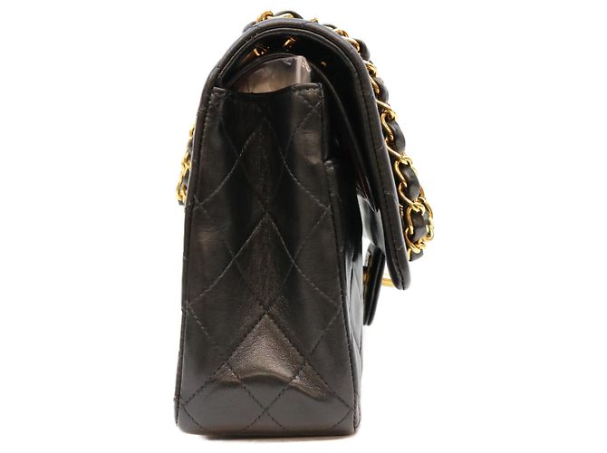 Borsa a tracolla CHANEL A01112 25 in pelle d'agnello matelassé nera - vista 4