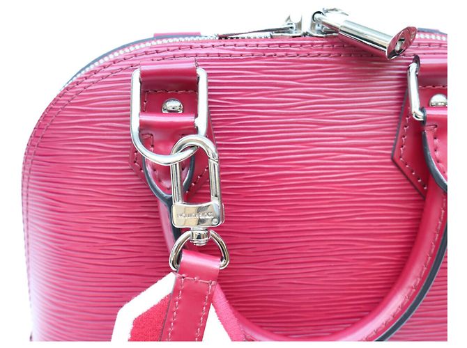 Louis Vuitton Epi Framboise Alma BB Schultertasche Rot - Ansicht 8
