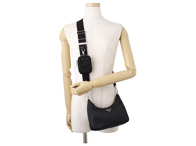 Bolsa de Ombro Prada Re-Edition 2005 Preto - vista 5