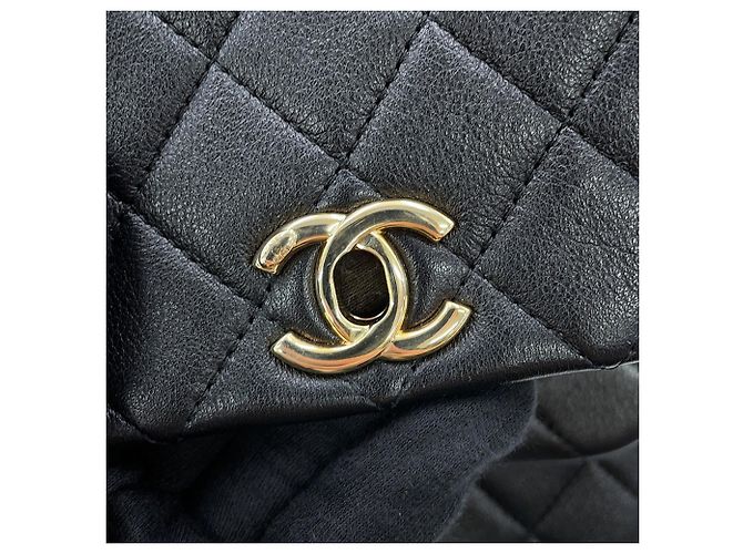 Sac à dos Chanel Matelassé Coco Mark Small Noir - vue 13