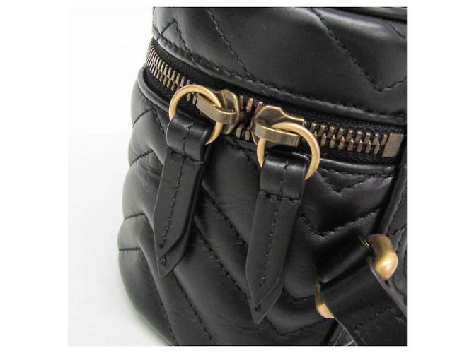 Mochila de couro acolchoado Gucci GG Marmont para mulher Preto - vista 11