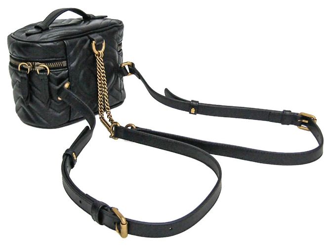 Mochila de couro acolchoado Gucci GG Marmont para mulher Preto - vista 2