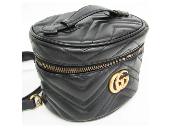 Mochila de couro acolchoado Gucci GG Marmont para mulher Preto - vista 8