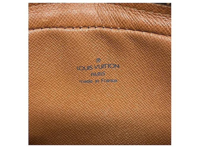 Louis Vuitton Monogram Pochette Marly Bandoulière Shoulder Bag Castaño - vista 5