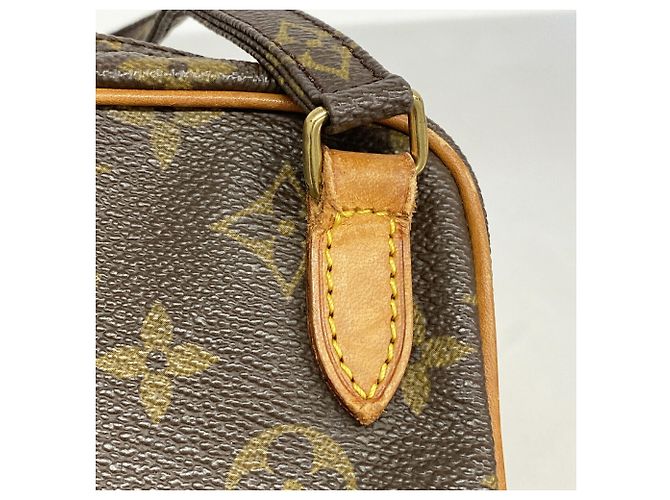 Louis Vuitton Monogram Pochette Marly Bandoulière Shoulder Bag Castaño - vista 6