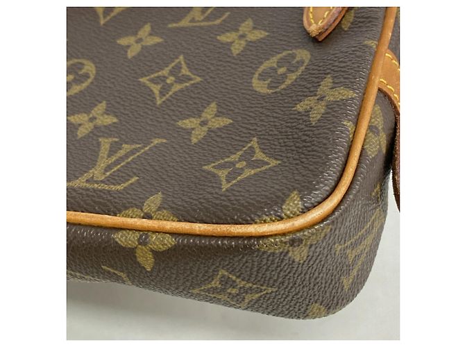 Louis Vuitton Monogram Pochette Marly Bandoulière Shoulder Bag Castaño - vista 7
