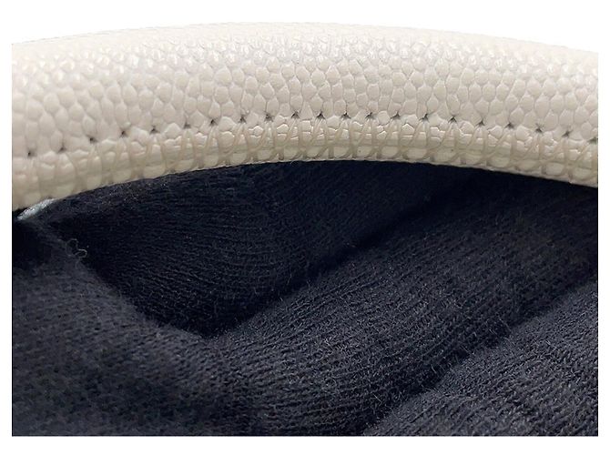 Sac à main Chanel Matelassé en White Blanc - vue 13