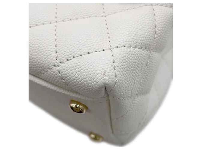 Sac à main Chanel Matelassé en White Blanc - vue 7