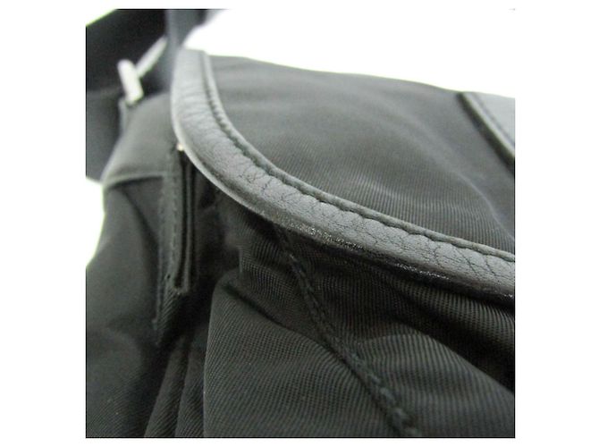 Sac bandoulière Prada Triangle Logo Noir - vue 8