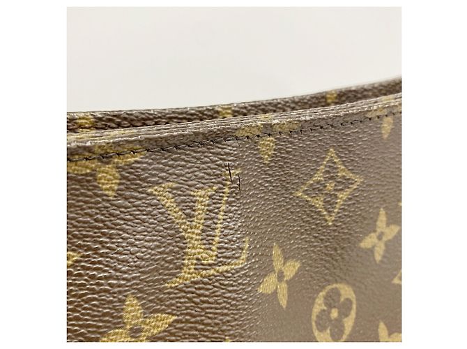 Bolsa de Ombro Louis Vuitton Monogram Looping GM Marrom - vista 13