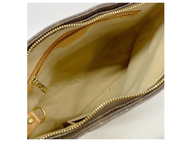 Bolsa de Ombro Louis Vuitton Monogram Looping GM Marrom - vista 4