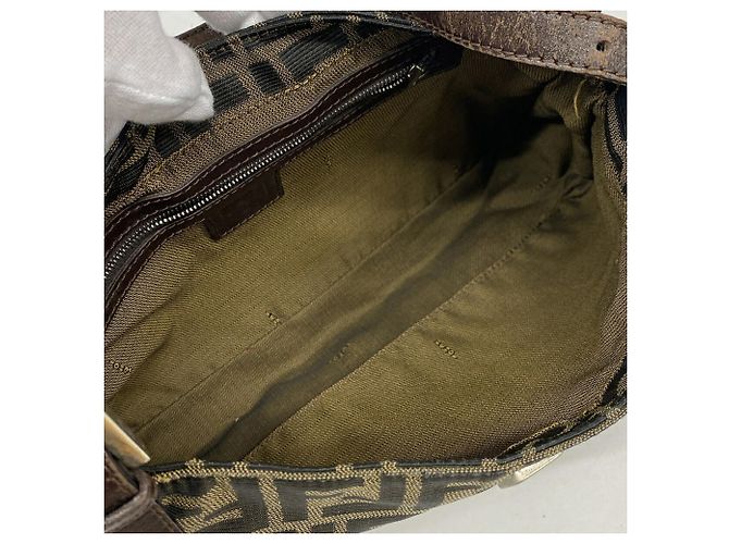 Fendi Zucca Schultertasche aus Nylon-Canvas Braun - Ansicht 4
