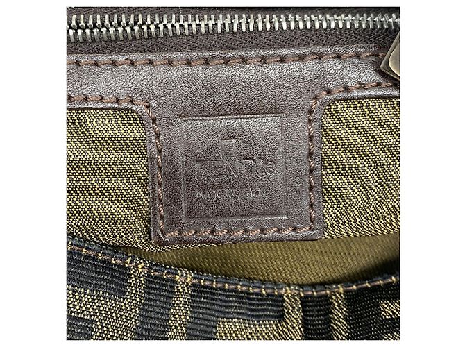 Fendi Zucca Schultertasche aus Nylon-Canvas Braun - Ansicht 5