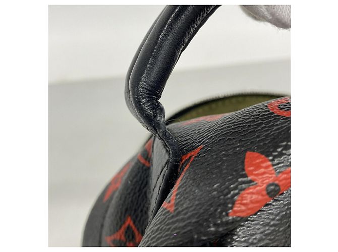 Mochila MINI Louis Vuitton Monogram Infra Rouge Palm Springs Negro Roja - vista 14