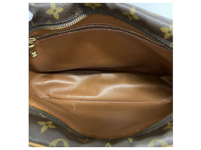 Louis Vuitton Monogram Nile Schultertasche Braun - Ansicht 4
