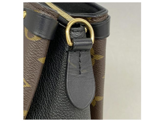 Bolsa Louis Vuitton Monogram Soufflot NV BB Marrom Preto - vista 8