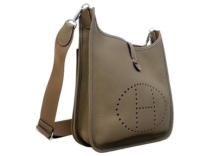 Hermès Sac à épaule Hermes Evelyne 3PM Taupe - vue 2