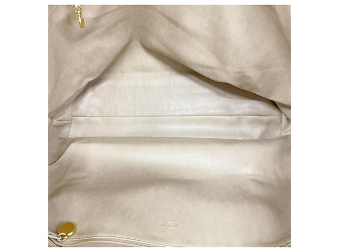 Timeless Borsa Tote Chanel in vitello martellato beige - vista 4