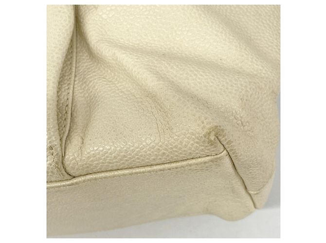 Timeless Borsa Tote Chanel in vitello martellato beige - vista 6