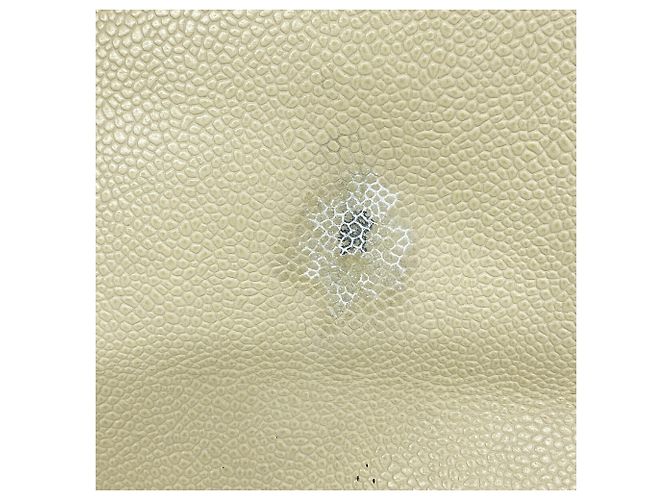 Timeless Borsa Tote Chanel in vitello martellato beige - vista 8