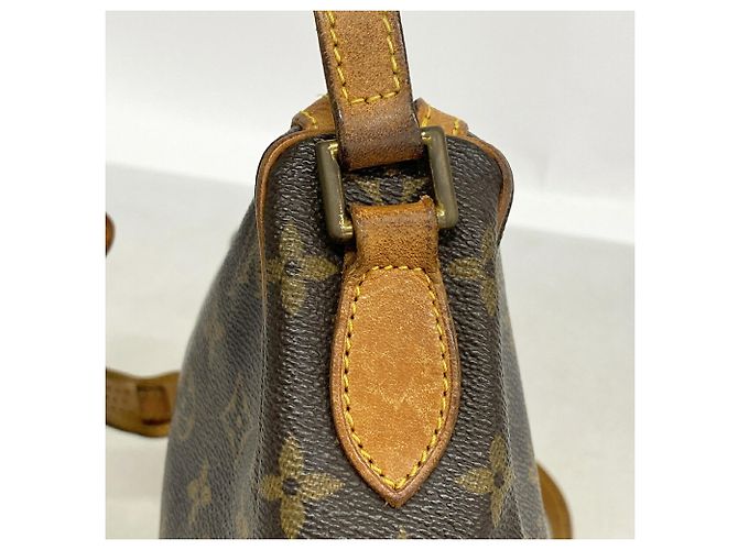 Bolso de hombro Louis Vuitton Monogram Tullie Castaño - vista 9