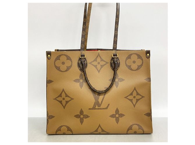 Saco Tote Louis Vuitton Monogram Giant Reverse OnTheGo GM Marrom - vista 11