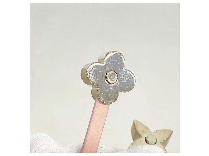Louis Vuitton Keychain Charm Porte Clé Berry M63081 Argento Rosa - vista 4