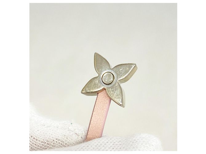 Louis Vuitton Keychain Charm Porte Clé Berry M63081 Argento Rosa - vista 5