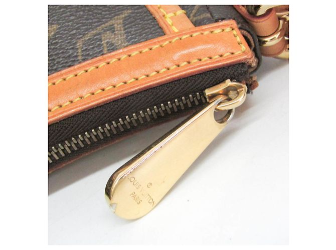 Bolso de hombro Louis Vuitton Monogram Tulam GM Castaño - vista 12