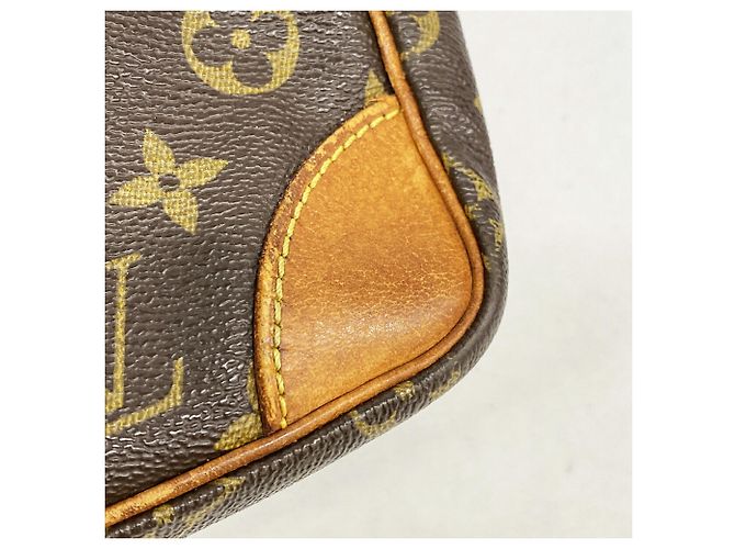Bolsa de Ombro Louis Vuitton Monogram Trocadero 30 Marrom - vista 9