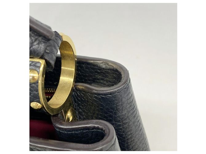 Sac à main Louis Vuitton Capucines BB Noir - vue 6