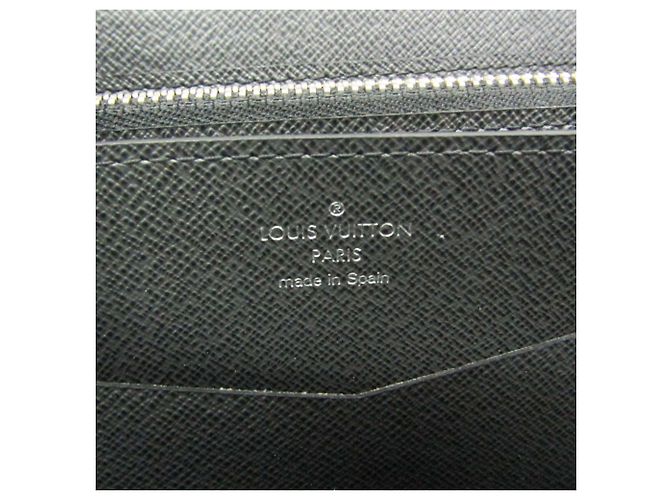 Portafoglio Lungo Louis Vuitton Taiga Zippy XL - vista 12