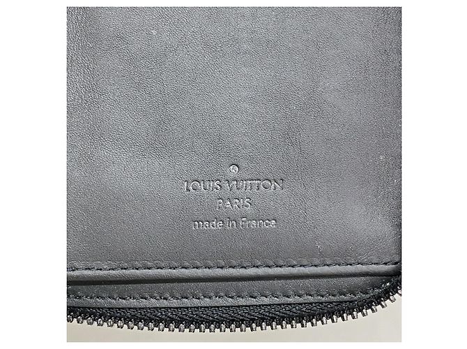 Portefeuille Zippy Louis Vuitton Monogram Shadow Noir - vue 4