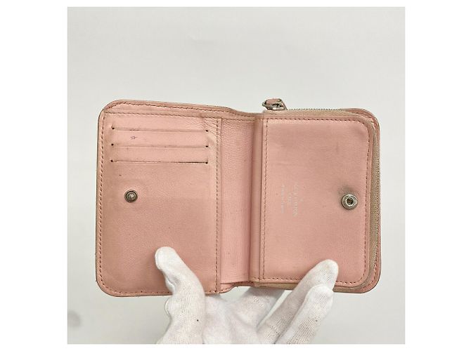 Portafoglio compatto con zip Louis Vuitton New Wave Rosa - vista 3