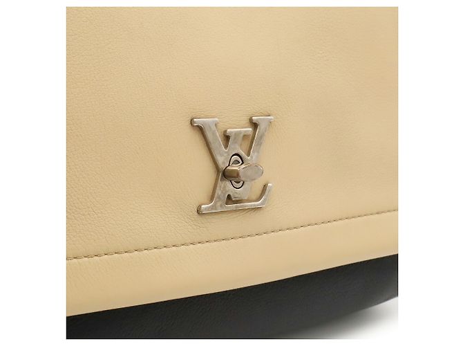 Sac à main Louis Vuitton Lockme Cartable Noir Beige - vue 10