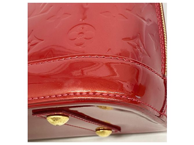 Sac à main Louis Vuitton Alma PM Vernis Rouge - vue 6