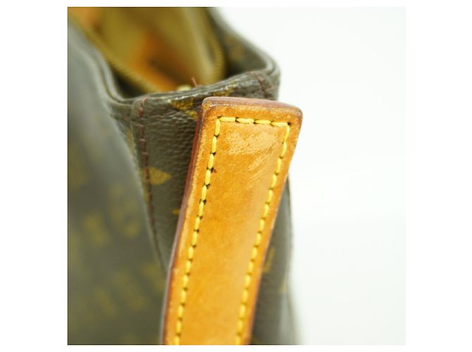Sac à épaule Louis Vuitton Monogram Looping GM Marron - vue 8