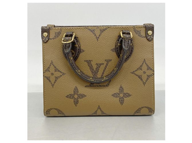 Bolsa Louis Vuitton Monogram Giant Reverse OnTheGo BB Marrom - vista 11