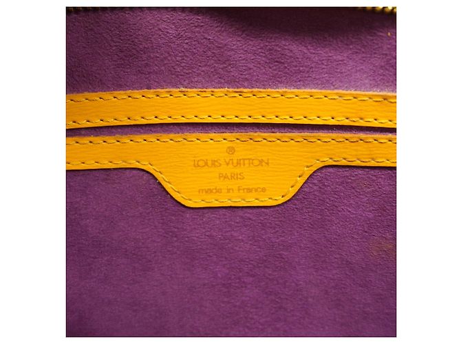 Bolso Louis Vuitton Epi Saint Jacques Amarillo - vista 5