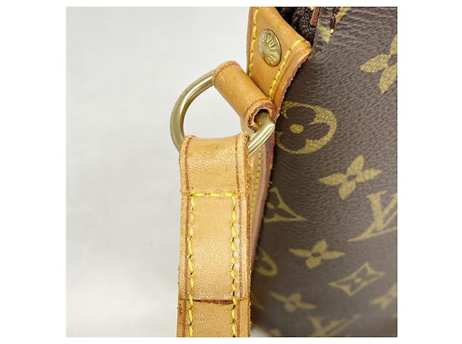 Louis Vuitton Monogram Druot Shoulder Bag Brown - view 8