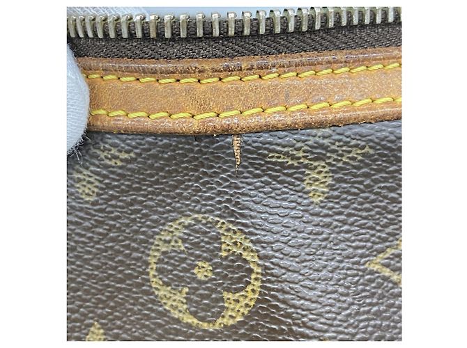 Bolso Louis Vuitton Monogram Odeon GM Castaño - vista 6
