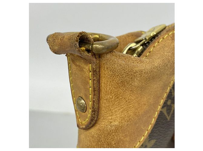 Bolso Louis Vuitton Monogram Odeon GM Castaño - vista 8