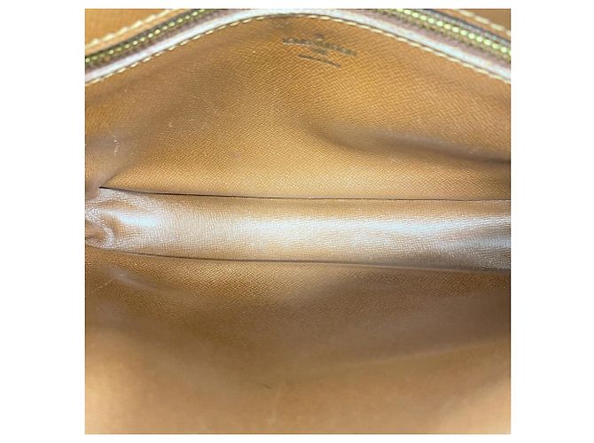 Borsa a tracolla Louis Vuitton Monogram Trocadero 24 Marrone - vista 4