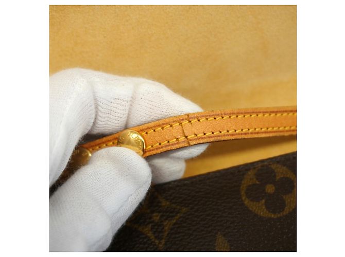 Bolsa de Ombro Louis Vuitton Monogram Pochette Twin GM Marrom - vista 9